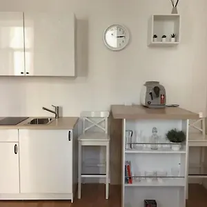 Favorite In The Center Of 1 Apartment Prague