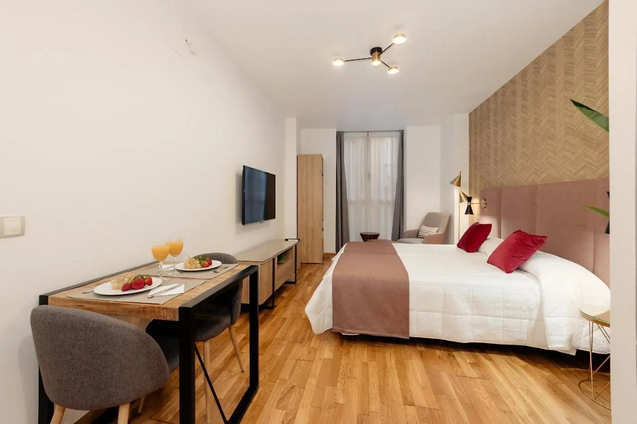 Apartamentos Debambu Málaga 0*,